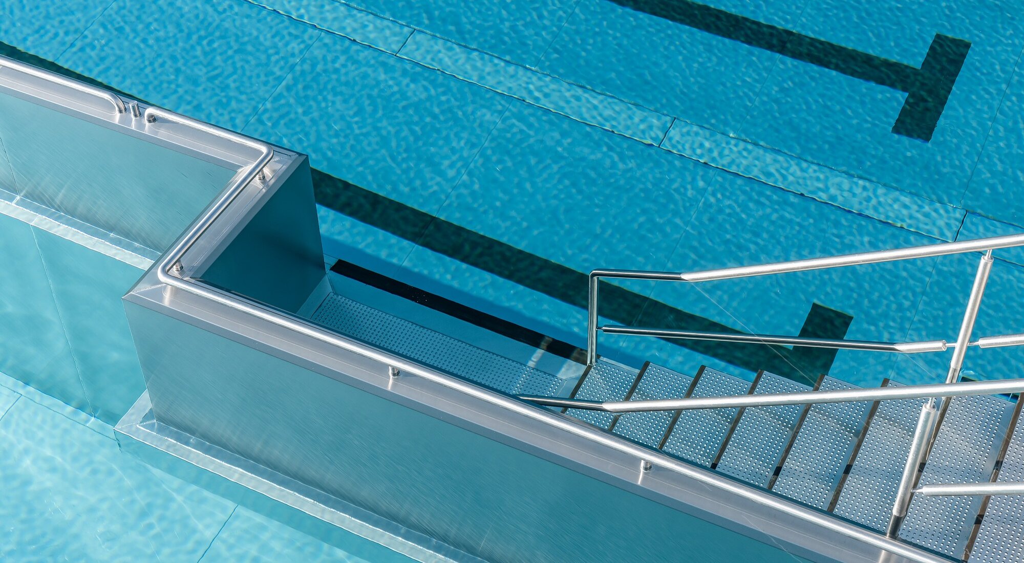 Slides - Edelstahlbecken